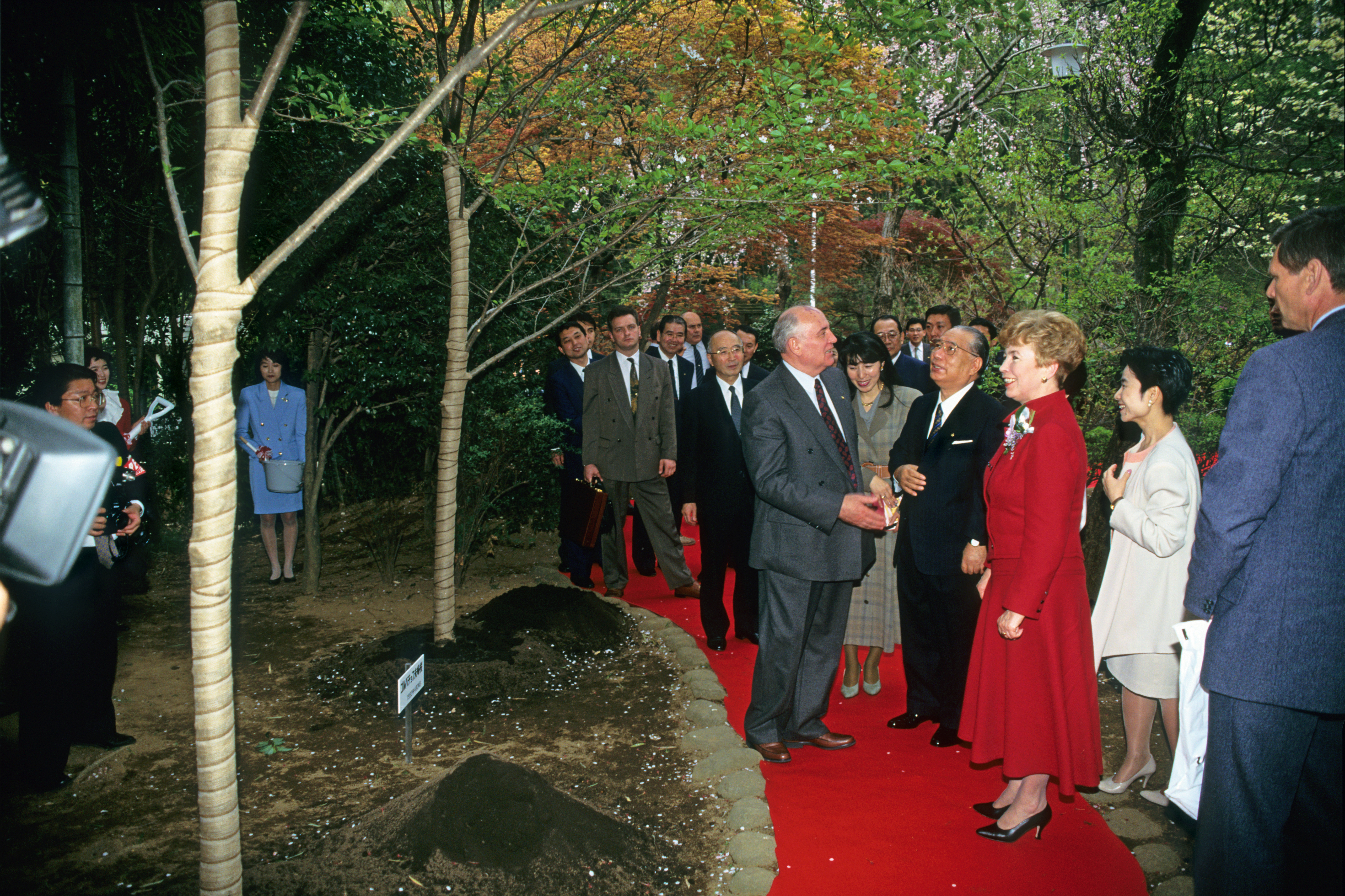 Супруги Икеда, Р.М. и М.С.Горбачевы в университете Сока. Япония. 1993 год / Архив Горбачев-Фонда