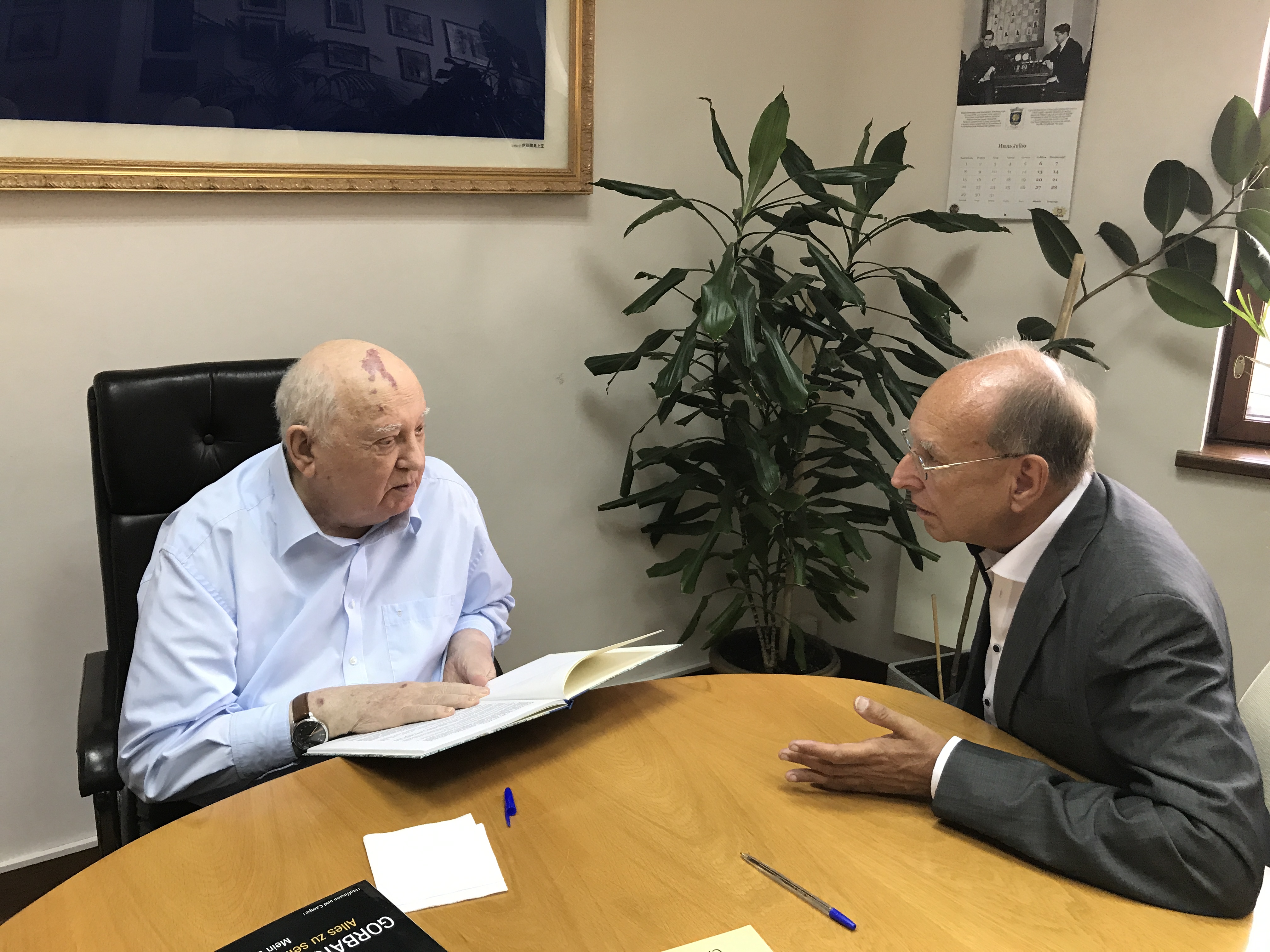 М.С. Горбачев и Лео Энзель. 2019 год. Фото В.А. Полякова